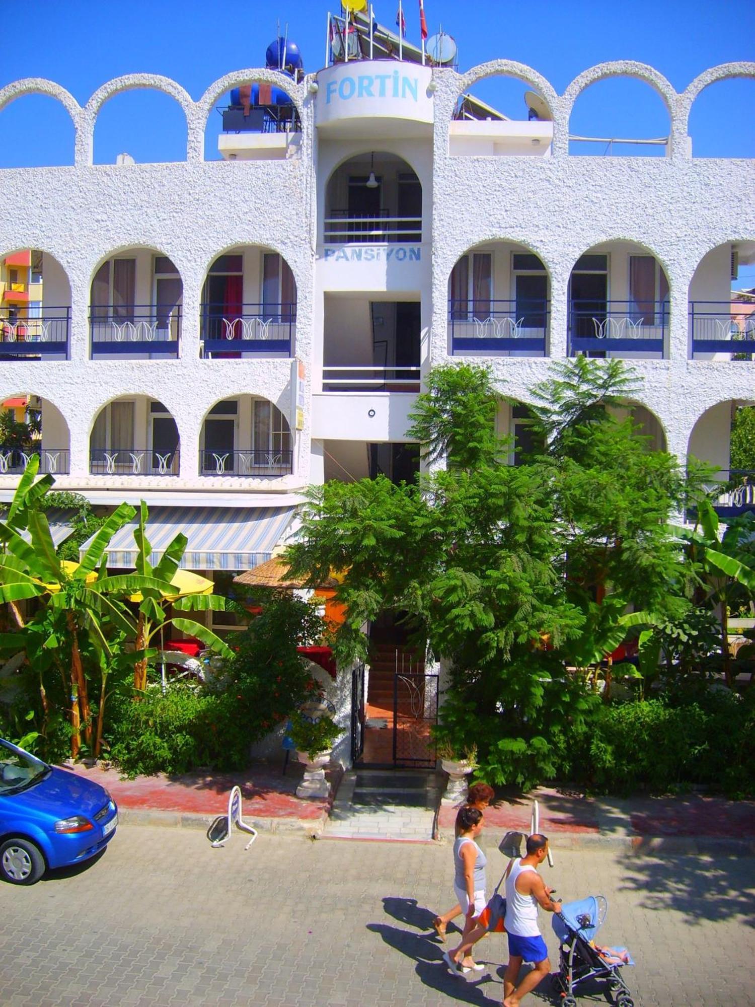 Villa Fortin Pension 쿠사다시 외부 사진