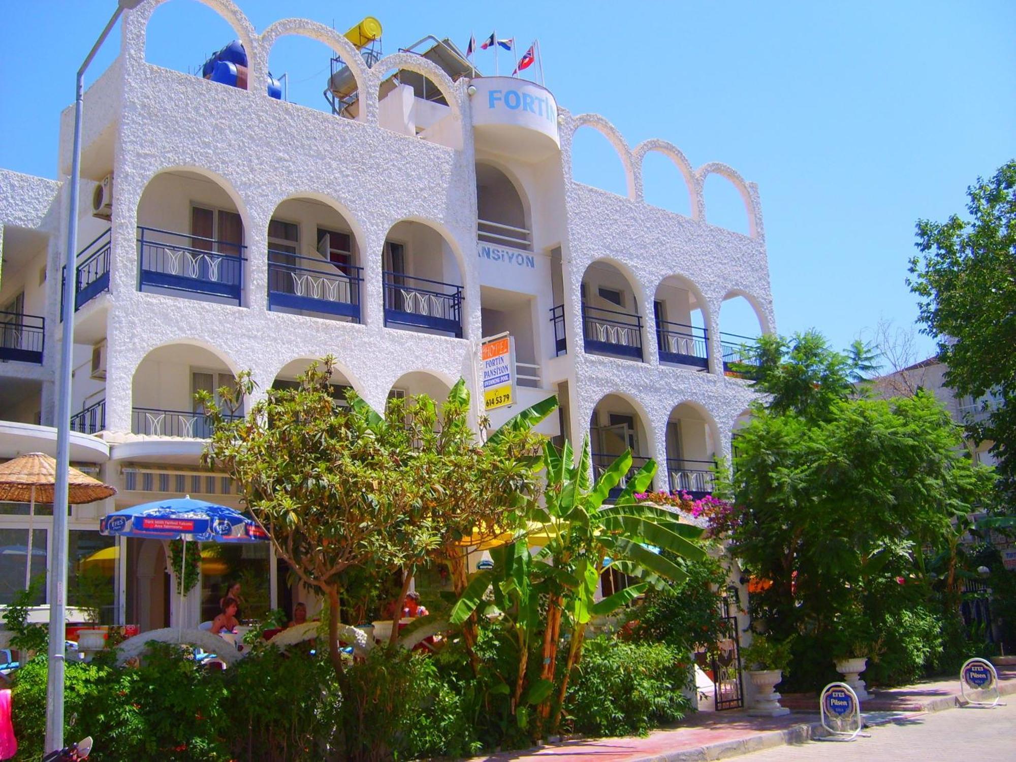 Villa Fortin Pension 쿠사다시 외부 사진